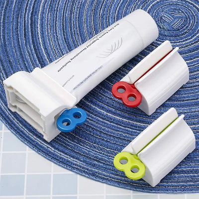 3/1Pcs Toothpaste Squeezer Cosmetics Press Rolling Squeezing Dispenser Facial Cleanser Dispenser Holder Bathroom Accessories