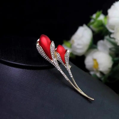 Red Rose Tulip Brooch Pins Ladies Fashion Light Luxury Flower Pin Nice Design Brooches Elegant Dress Suit Badge Accessories