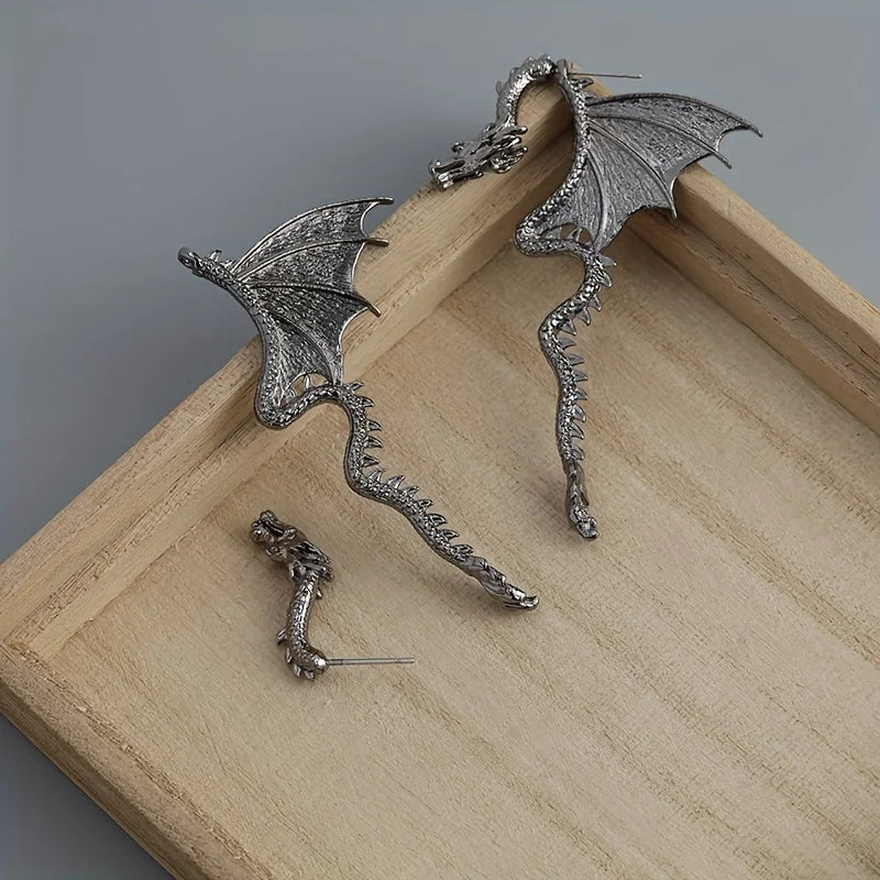 Simple And Stylish Dragon Patterned Gothic Jewelry, Suitable For Women To Banquet Memorial Gifts, Or Holiday Wear